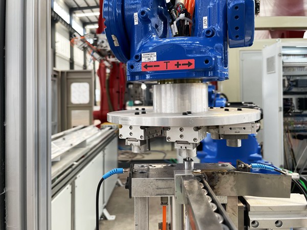 1745827169720708